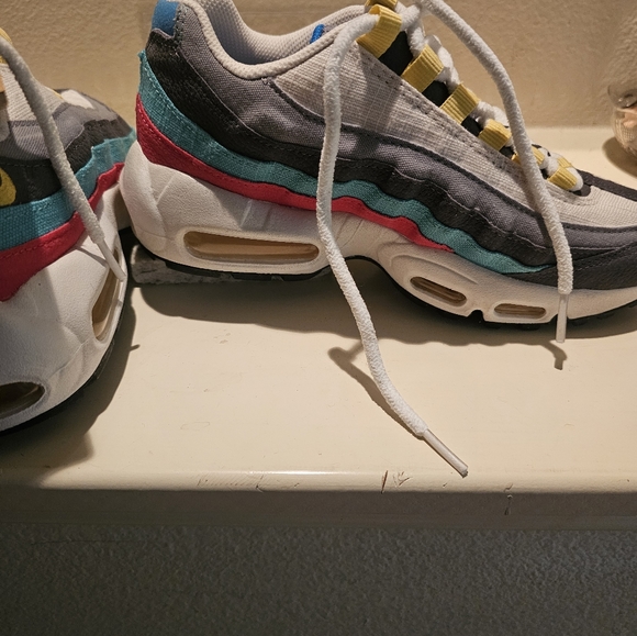 Nike Air Max 95 - Picture 3 of 5